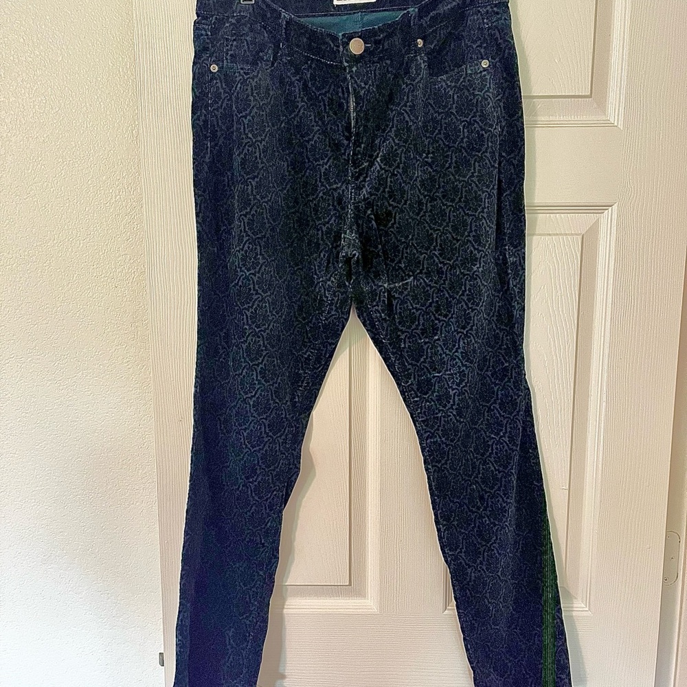 Loft Velvet Modern Skinny Pants (size 31/12)